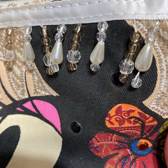 NWT Disney Parks original Minnie hipster beaded coin purse makeup bag - Picture 3 of 16